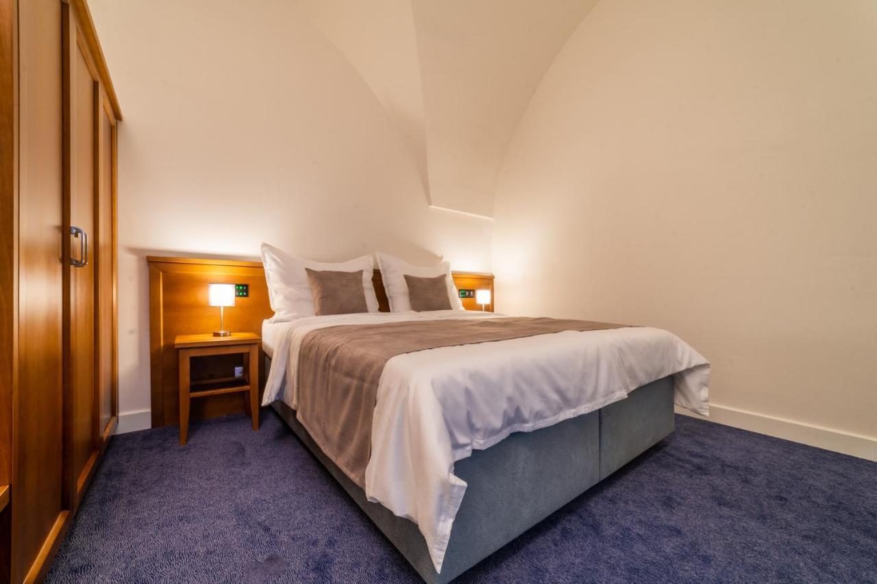 Hotel Pansky Pivovar Holešov Buitenkant foto